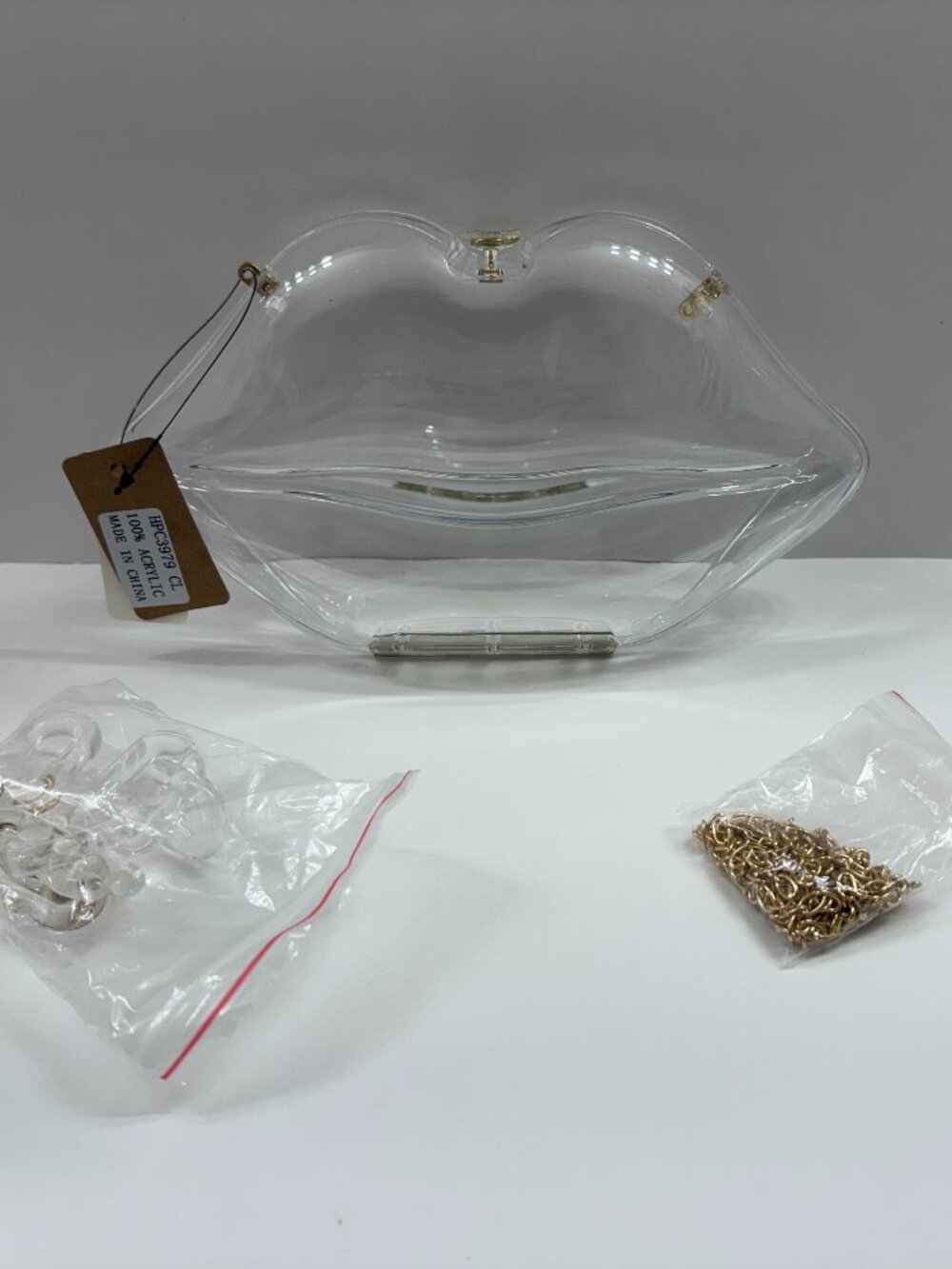 Lips Shaped Bag - Kisses Purse- Hard-shell Crossbody / Clear - NWT - Picture 5 of 12